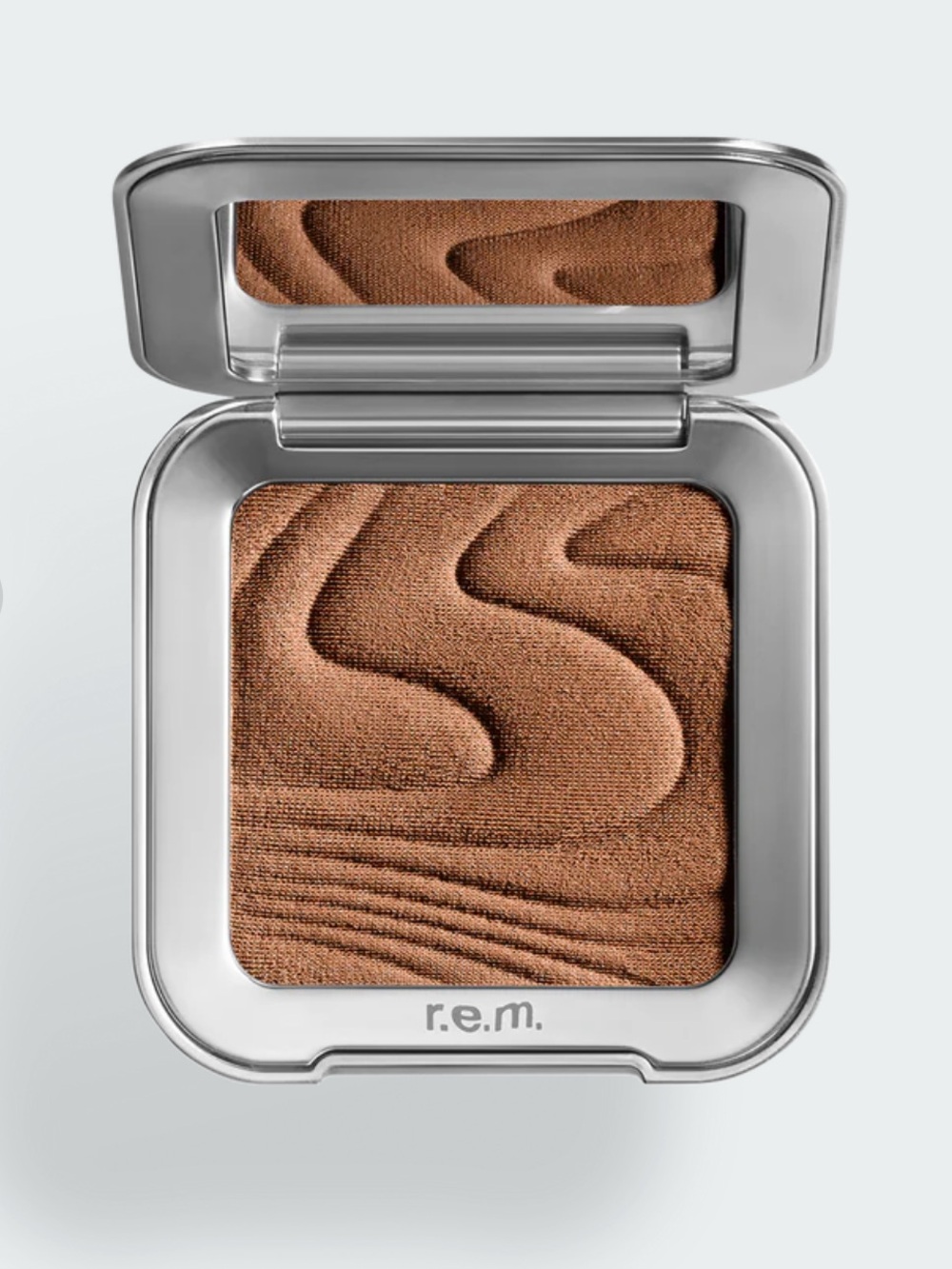 r.e.m. beauty / Hypernova Satin Matte Bronzer / Blazed